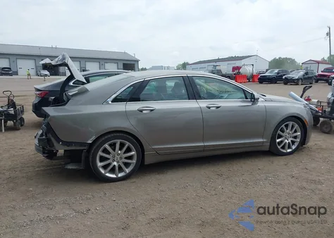 2016 Lincoln Mkz z USA, uszkodzony, nr VIN 3LN6L2GKXGR623300